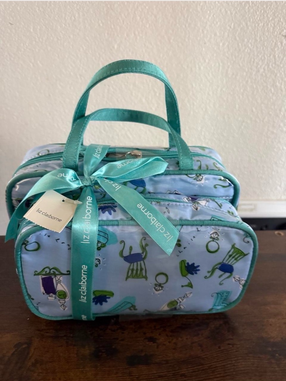 Liz Claiborne Teal Travel Bag Set